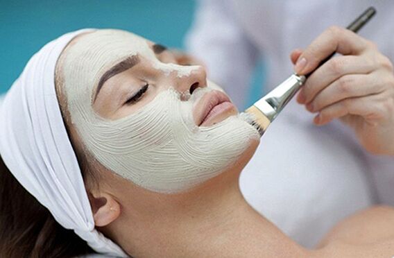 Пилинг лица је један од метода естетског подмлађивања коже